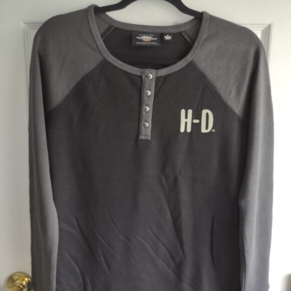 Harley-Davidson long sleeve t shirts - thermal - bundle of 3 - like new - size M - Picture 6 of 14